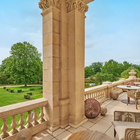 Château Hôtel Grand Barrail-2